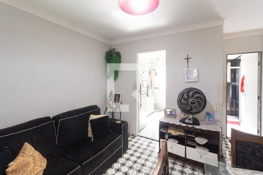 Apartamento à venda com 2 quartos, 60m² em Ayrosa, Osasco