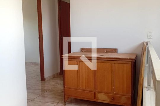 Quarto 2 de casa para alugar com 4 quartos, 184m² em Papillon Park, Aparecida de Goiânia