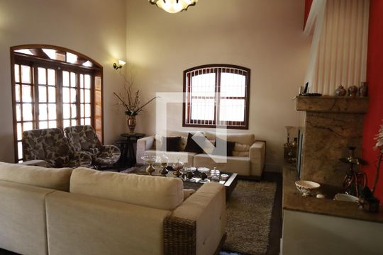 Sala de casa à venda com 5 quartos, 600m² em Chácara Meyer, São Paulo