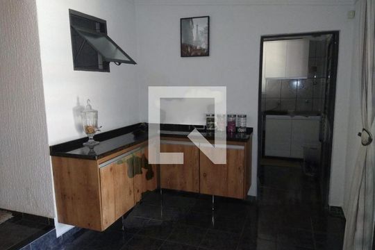 Casa à venda com 2 quartos, 220m² em Jardim Florence, Campinas