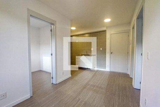 Sala/Cozinha de apartamento para alugar com 2 quartos, 38m² em Jardim São Luís, São Paulo