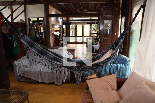 Sala de casa à venda com 3 quartos, 500m² em Recreio dos Bandeirantes, Rio de Janeiro