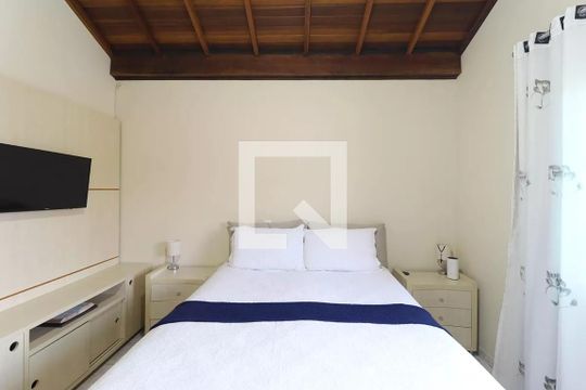 Quarto de casa de condomínio à venda com 3 quartos, 116m² em Jardim Leonor Mendes de Barros, São Paulo