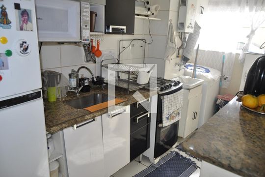 Apartamento à venda com 2 quartos, 50m² em Del Castilho, Rio de Janeiro