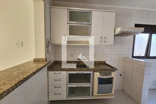 Cozinha de apartamento para alugar com 2 quartos, 65m² em Centro Histórico, Porto Alegre