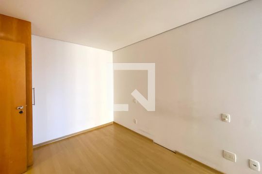Suite 1 de apartamento à venda com 3 quartos, 95m² em Vila da Serra, Nova Lima