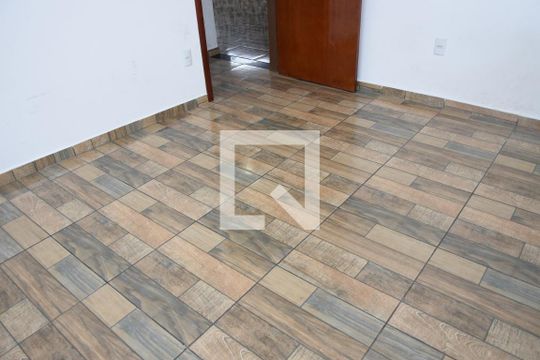 Quarto 1 de casa para alugar com 2 quartos, 120m² em Parque Industrial, Embu das Artes