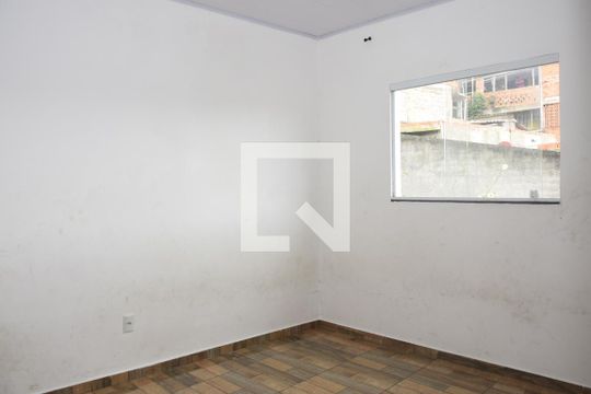 Quarto 1 de casa para alugar com 2 quartos, 120m² em Parque Industrial, Embu das Artes