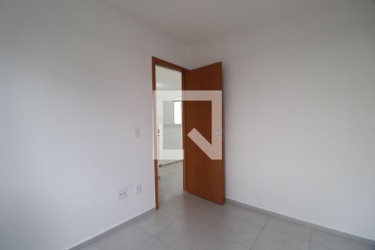Quarto 1 de apartamento para alugar com 2 quartos, 55m² em Chácaras Tubalina E Quartel, Uberlândia