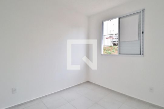 Quarto 1 de apartamento para alugar com 2 quartos, 55m² em Chácaras Tubalina E Quartel, Uberlândia