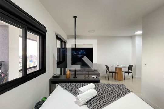 Apartamento para alugar com 1 quarto, 46m² em Centro, Campinas