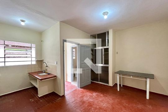 Sala/ Cozinha de casa para alugar com 1 quarto, 45m² em Jardim Leonor, Campinas