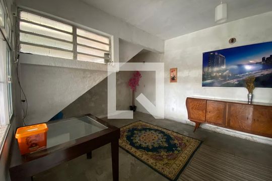 Sala de casa à venda com 2 quartos, 286m² em Jardim das Esmeraldas, São Paulo
