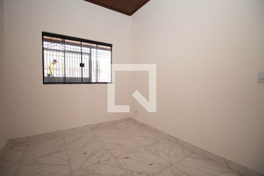 Quarto 1 de casa para alugar com 2 quartos, 89m² em Conjunto C, Brasília