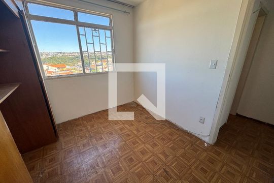 Quarto 2 de apartamento à venda com 2 quartos, 63m² em Qna 18, Brasília