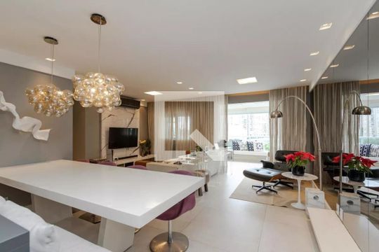 Apartamento para alugar com 2 quartos, 92m² em Jardim Dom Bosco, São Paulo