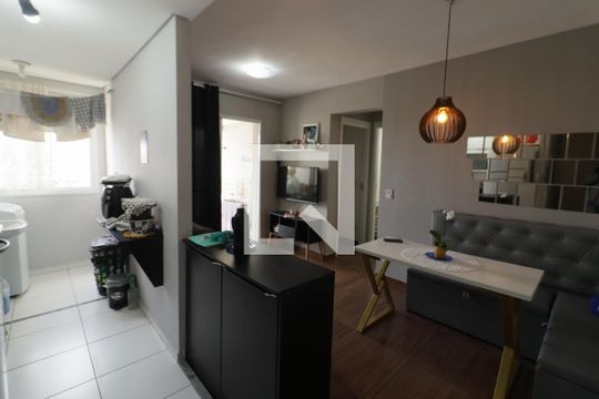 Apartamento à venda com 2 quartos, 45m² em Aliança, Osasco