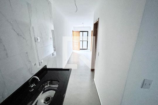 Cozinha e Área de Serviço de apartamento para alugar com 2 quartos, 45m² em Vila Paiva, São Paulo