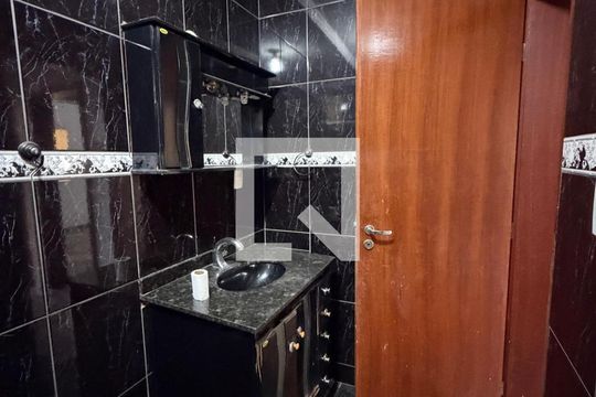 Banheiro Social de casa à venda com 3 quartos, 114m² em Jardim Bertioga, Várzea Paulista