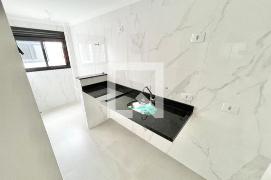 Cozinha e Área de Serviço de apartamento para alugar com 2 quartos, 40m² em Vila Paiva, São Paulo