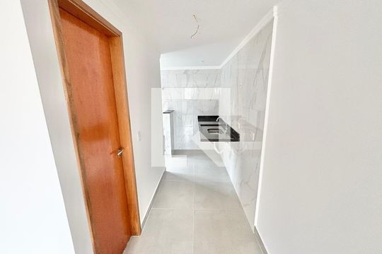 Cozinha e Área de Serviço de apartamento para alugar com 2 quartos, 44m² em Vila Paiva, São Paulo
