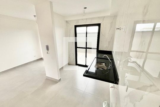 Sala/Cozinha de apartamento para alugar com 2 quartos, 48m² em Vila Paiva, São Paulo