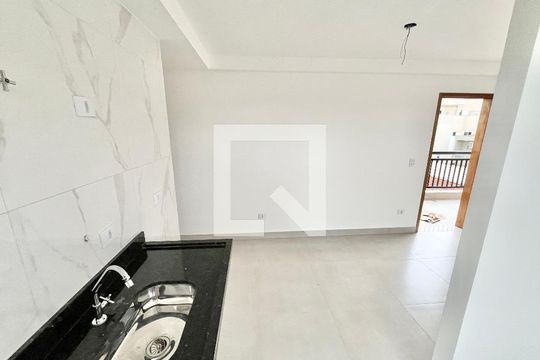 Sala/Cozinha de apartamento para alugar com 2 quartos, 48m² em Vila Paiva, São Paulo