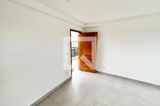 Sala/Cozinha de apartamento para alugar com 2 quartos, 48m² em Vila Paiva, São Paulo