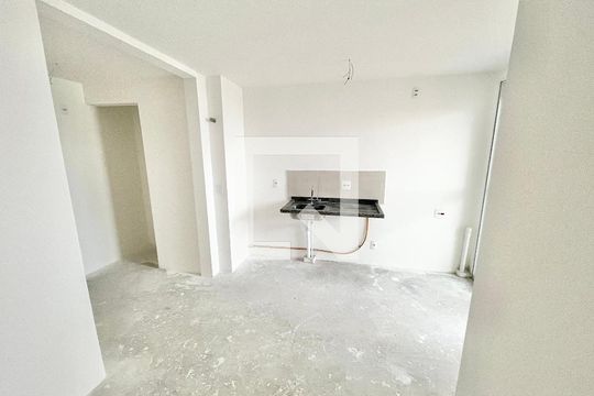 Sala/Cozinha de apartamento à venda com 1 quarto, 81m² em Parada Inglesa, São Paulo