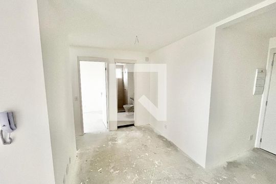 Sala/Cozinha de apartamento à venda com 1 quarto, 81m² em Parada Inglesa, São Paulo