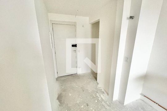 Entrada de apartamento à venda com 1 quarto, 81m² em Parada Inglesa, São Paulo