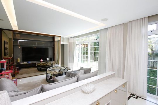 Sala de casa à venda com 5 quartos, 360m² em Belvedere, Belo Horizonte