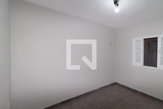 Quarto 2 de casa para alugar com 2 quartos, 70m² em São Rafael, São Paulo