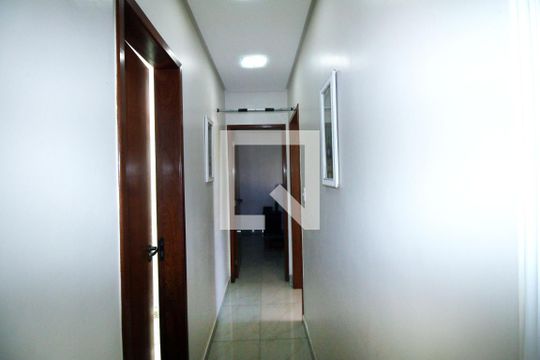 Sala - Corredor de apartamento à venda com 2 quartos, 70m² em Vila da Penha, Rio de Janeiro