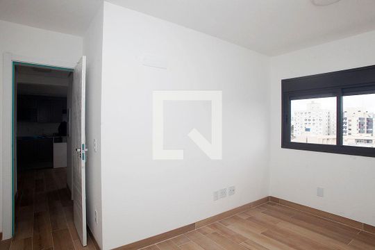 Quarto 1 Suíte de apartamento para alugar com 2 quartos, 68m² em Petrópolis, Porto Alegre