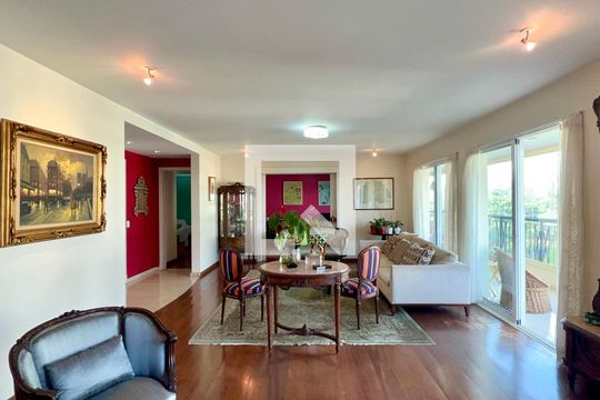 Sala de apartamento para alugar com 3 quartos, 224m² em Alto de Pinheiros, São Paulo