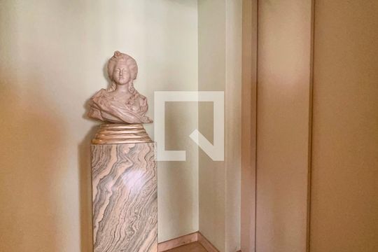 Hall social de apartamento para alugar com 3 quartos, 224m² em Alto de Pinheiros, São Paulo