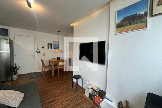 Sala de apartamento para alugar com 2 quartos, 58m² em Jardim Esperanca, Barueri