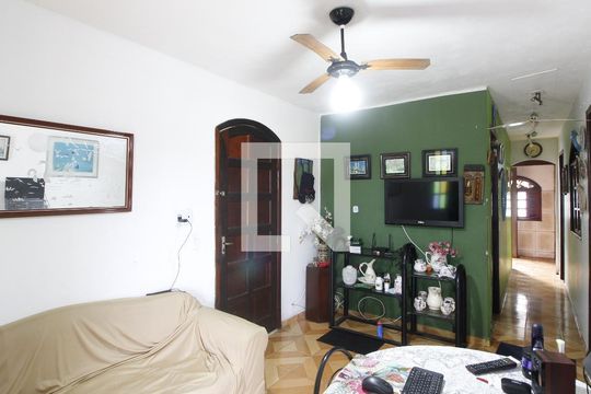 Casa para alugar com 2 quartos, 80m² em Ogiva, Cabo Frio