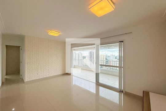 Sala  de apartamento para alugar com 2 quartos, 100m² em Santo Amaro, São Paulo