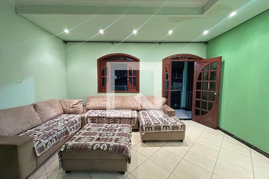 Casa à venda com 2 quartos, 250m² em Vereda, Contagem
