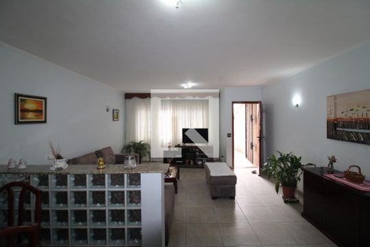 Sala de casa à venda com 3 quartos, 157m² em Parque Peruche, São Paulo