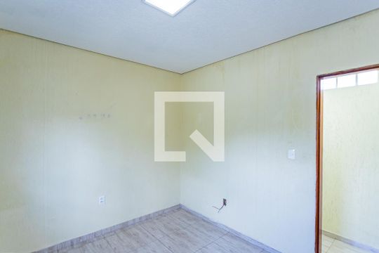 Quarto 1 de casa para alugar com 2 quartos, 120m² em Jardim Marilu, São Paulo