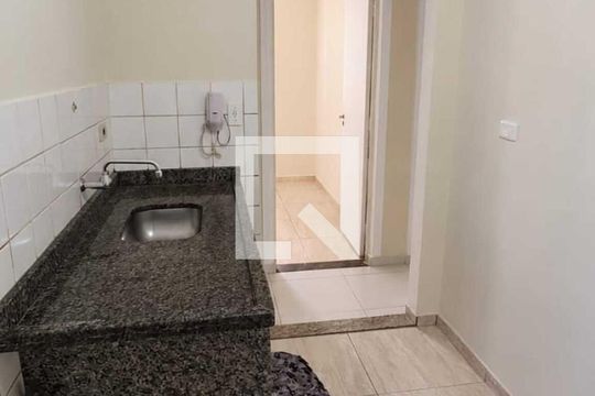 Cozinha de apartamento à venda com 2 quartos, 52m² em Conjunto Residencial José Bonifácio, São Paulo