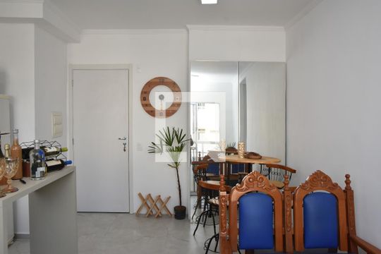 Sala de apartamento para alugar com 3 quartos, 54m² em Vila Rio Branco, Jundiaí