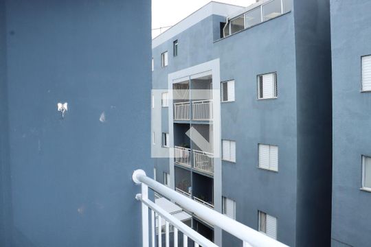 Apartamento para alugar com 2 quartos, 49m² em Jardim Central, Cotia