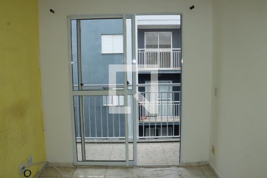 Apartamento para alugar com 2 quartos, 49m² em Jardim Central, Cotia