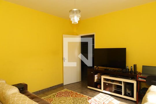 Sala 2 de casa à venda com 4 quartos, 200m² em Itaquera, São Paulo