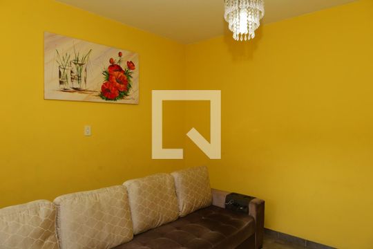 Sala 2 de casa à venda com 4 quartos, 200m² em Itaquera, São Paulo
