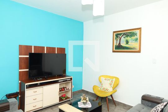 Sala de casa à venda com 4 quartos, 200m² em Itaquera, São Paulo